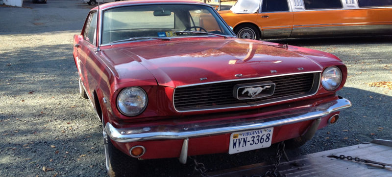 Illustration for article titled Why I Refuse To Fix Up My Secret 1966 Ford Mustang